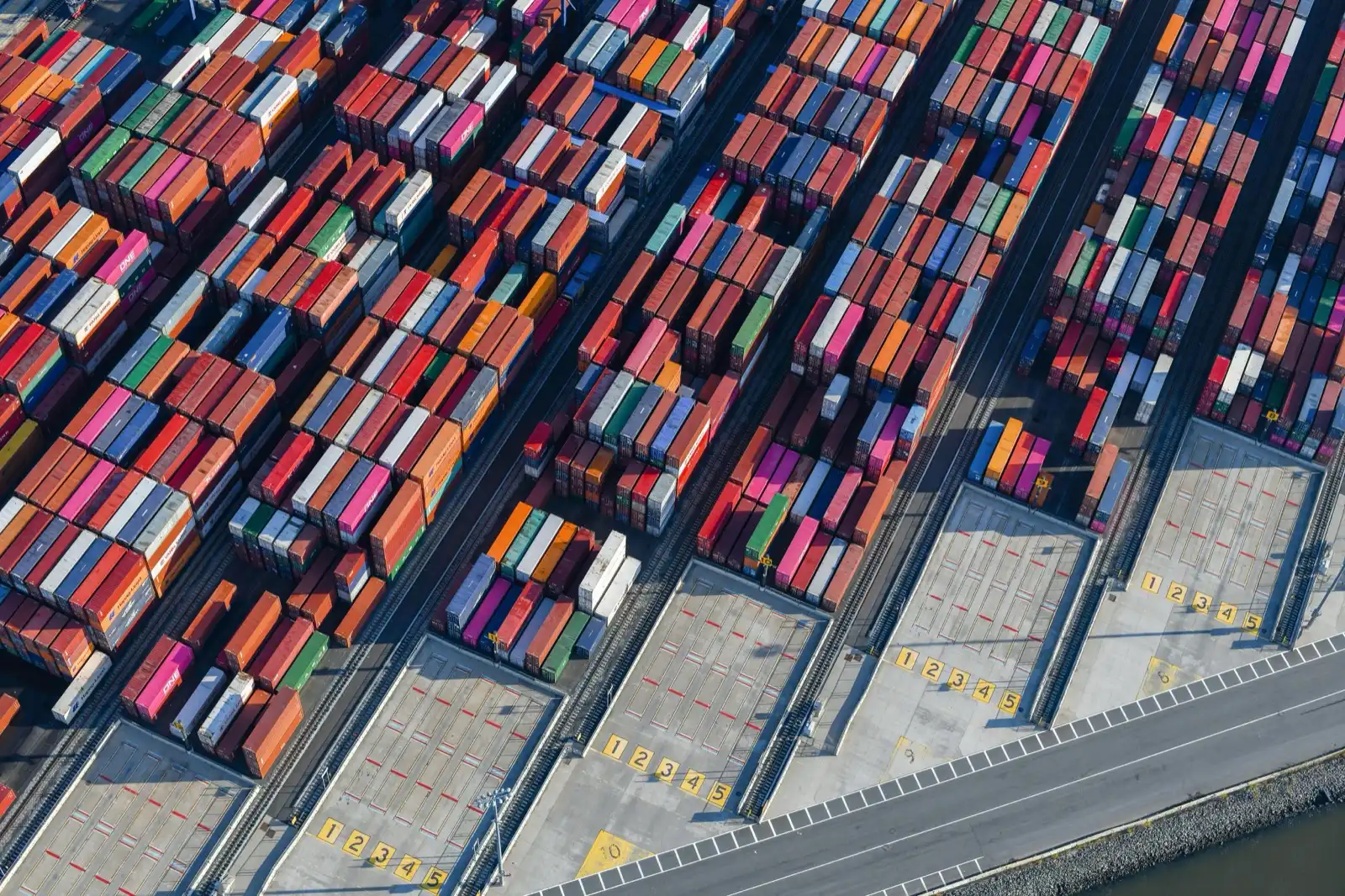 Growing on AWS without losing control: from a single account to a multi-account Landing Zone